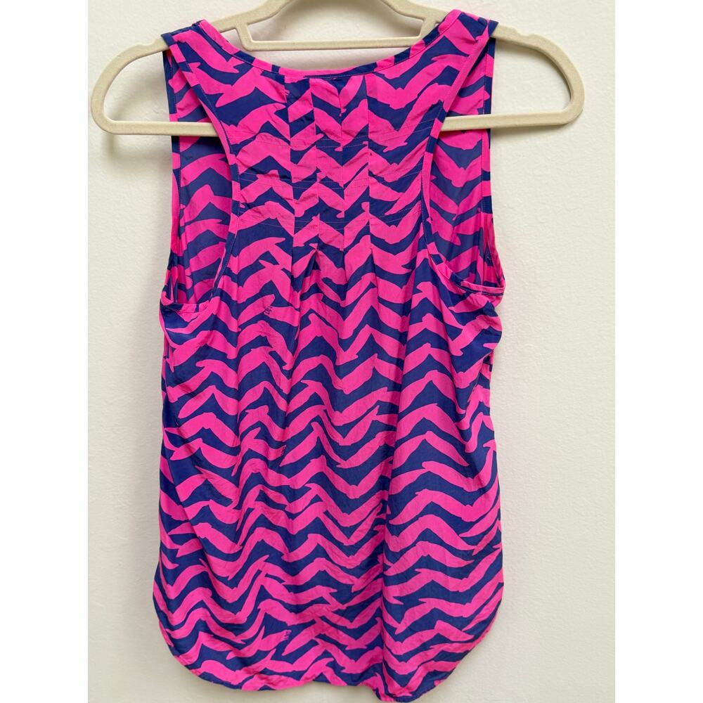 Lilly Pulitzer Women’s Medium Pink Navy Zebra Print Sleeveless Tank Top - Picture 3 of 5